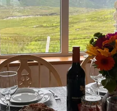 Connemara Country Cottage, Recess